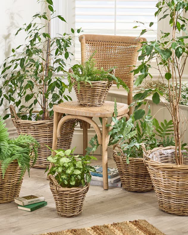 Lira Round Lined Baskets with Handles